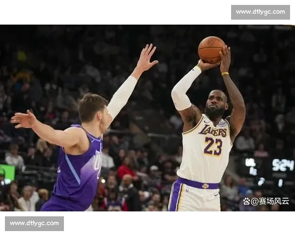 托拉卡vs蓝十字强强对话前瞻焦点战术与胜负悬念解析赛场风云变 托拉卡vs蓝十字强强对话前瞻焦点战术与胜负悬念解析赛场风云变