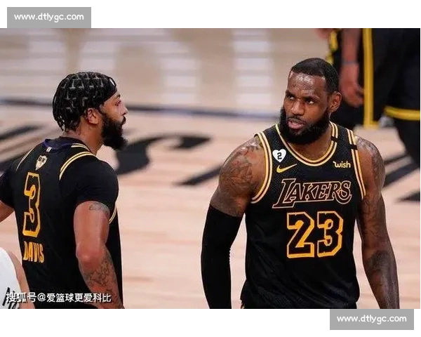 湖人vs热火爱直播高清对决全程解析球星看点与赛前预测实时战报