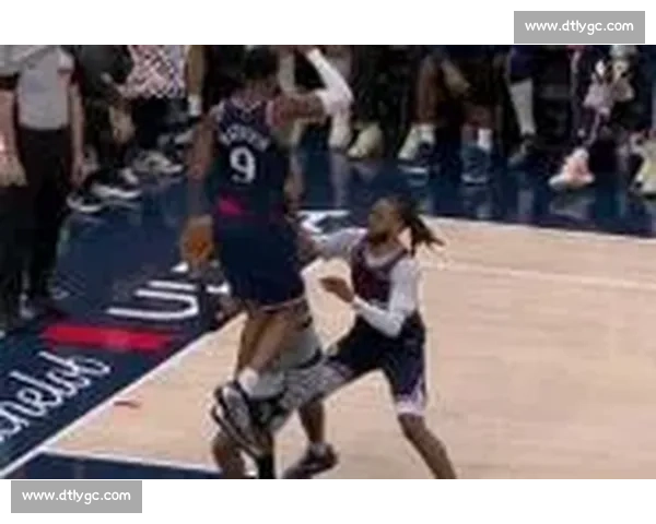 马刺对阵快船精彩对决全场回顾攻防博弈看点解析战术走势与关键瞬间复盘