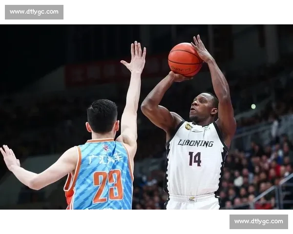 生死博弈第四战勇士骑士鏖战再起冠军天平剧烈摇摆系列赛走向悬念陡增